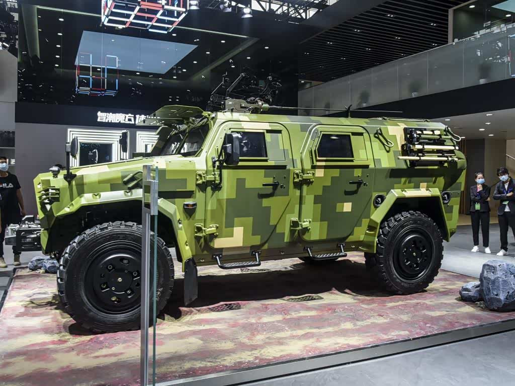 北京车展东风汽车在此次展览中带来了猛士系列