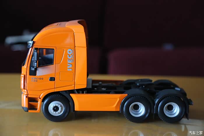 商用车模型上汽红岩杰狮重卡