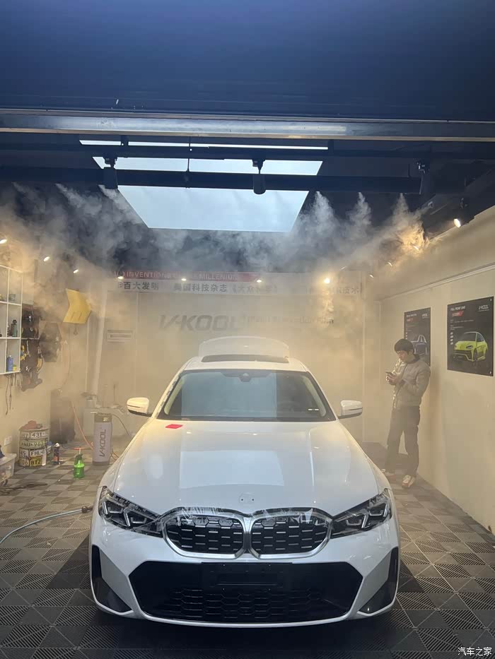 贴膜作业株洲汽车城某实体店效果不错