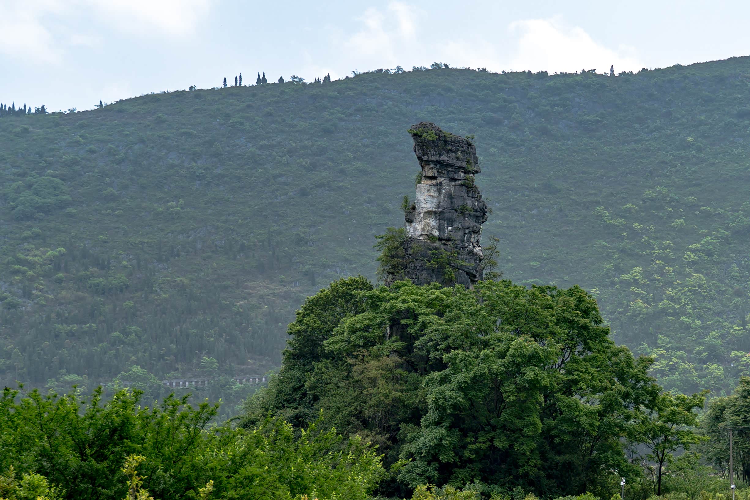 非常春天非常之旅(五):多彩贵州行之瑰丽黔西南(万峰林)