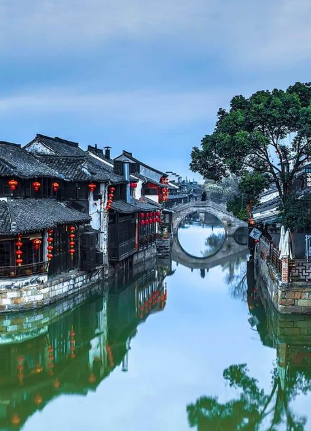 西塘古镇属浙江省嘉兴市嘉善县,地处江浙沪三省市交界处