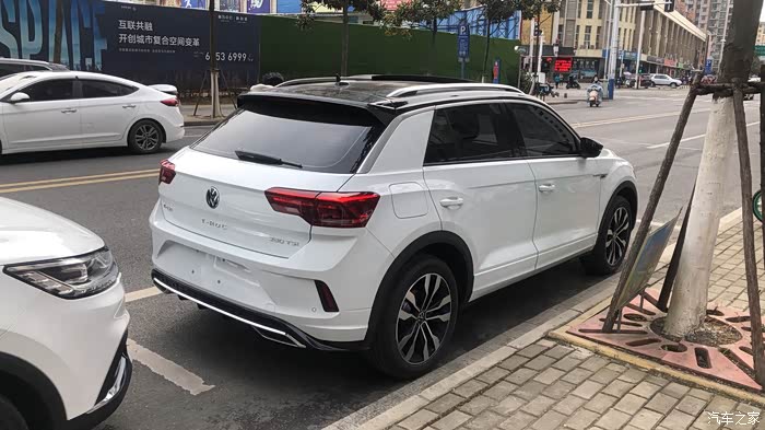 点击:>0|回复:>0t-roc探歌论坛>21款rlinepro刚提16万2落地贵不贵?