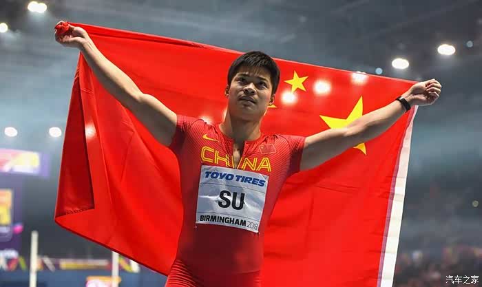 助力夺冠2021开着我家小polo为中国运动健将画上画满句号