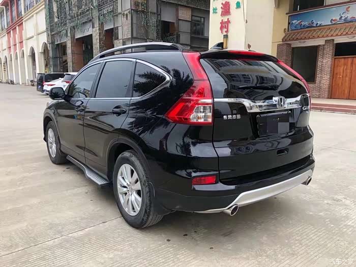 1580 | 回复: 12 本田cr-v论坛 很多人都吐槽旧款的crv的尾部很难看