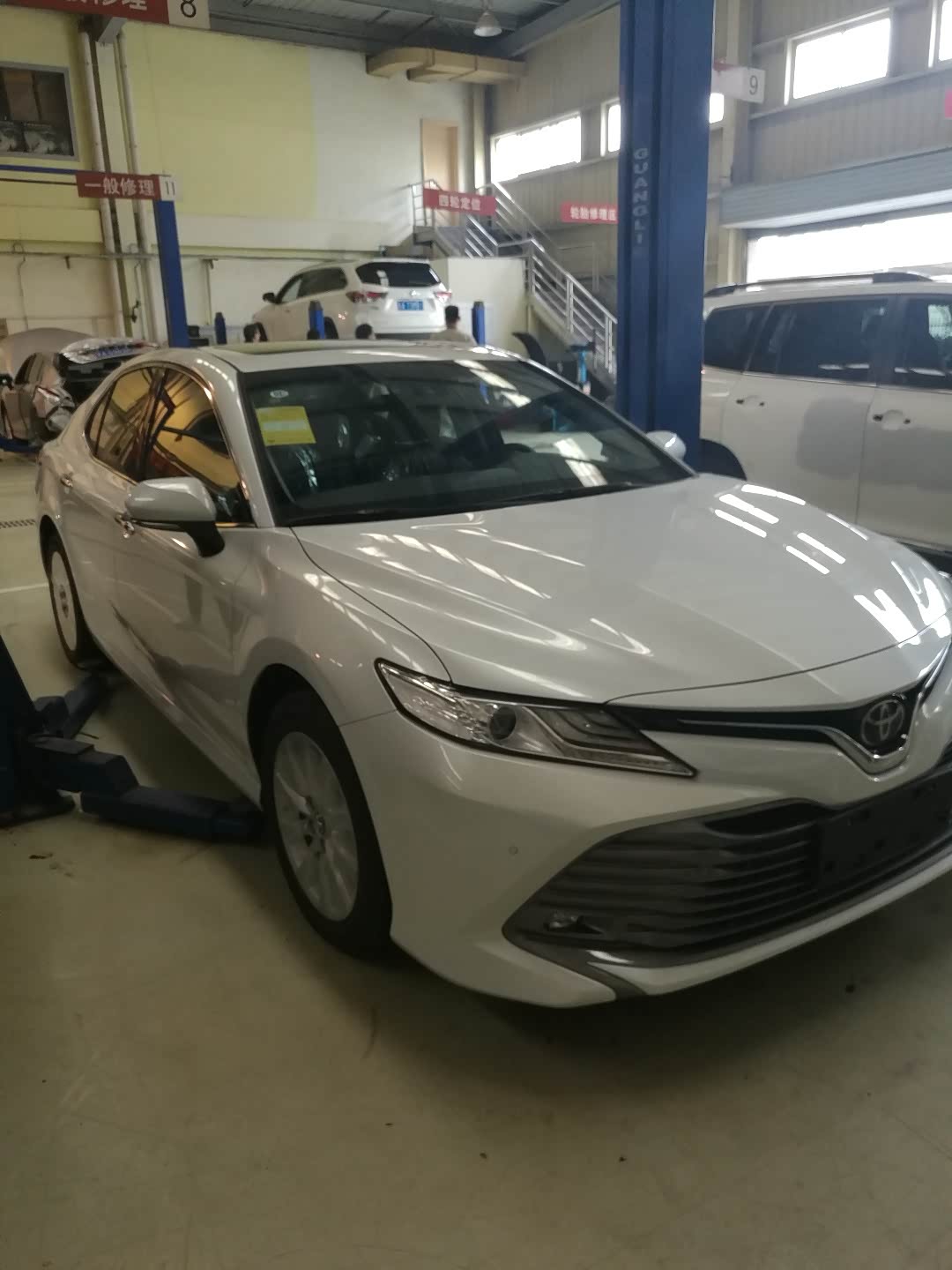 八代凯美瑞铂金珍珠白大家都用的什么补漆笔?效果怎么样?