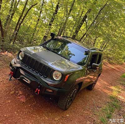 jeep自由侠越野方向改装,好萌呀 真的要把我的心都萌化了