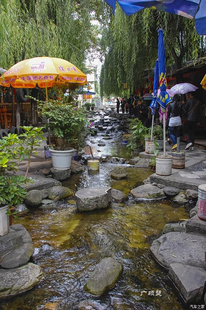 漫步大理古城之红龙井