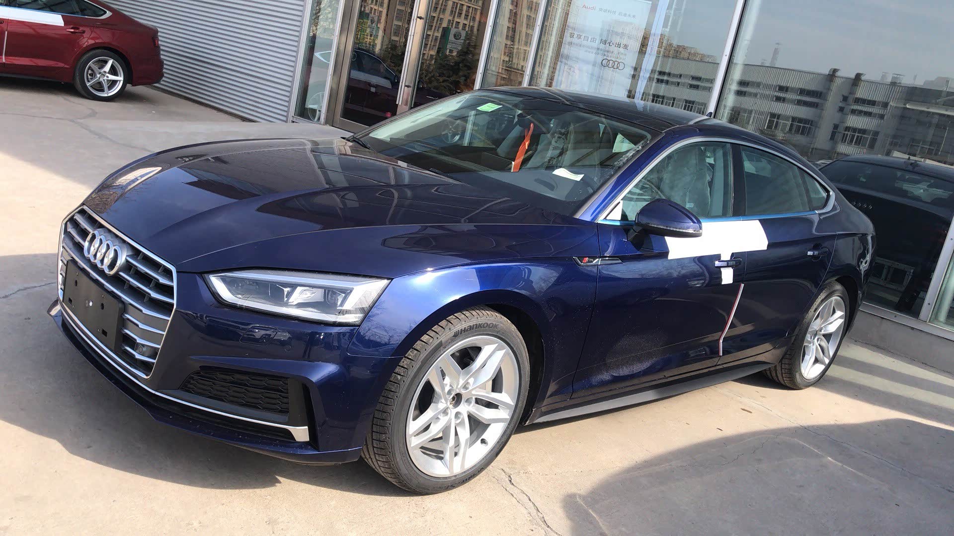 纳瓦拉蓝有实际的照片吗