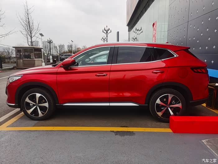 红色宋plusdmi惊艳