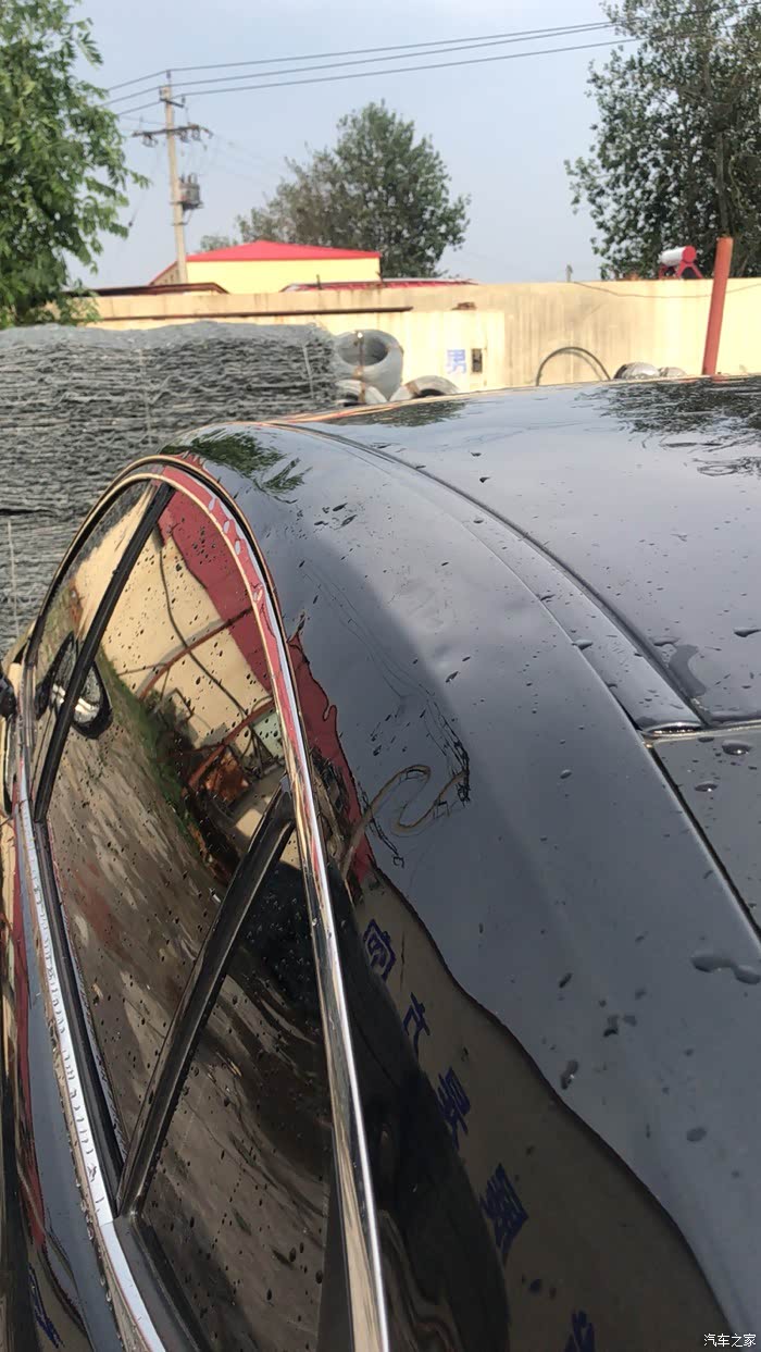 车子被冰雹砸成这样了是钣金喷漆还是无痕修复呢有遇到的没