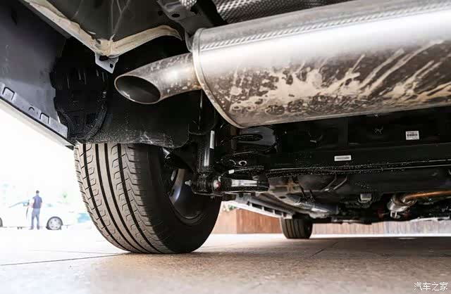 朗逸劲敌出世 国产新作比亚迪秦pro高颜值实力抢镜