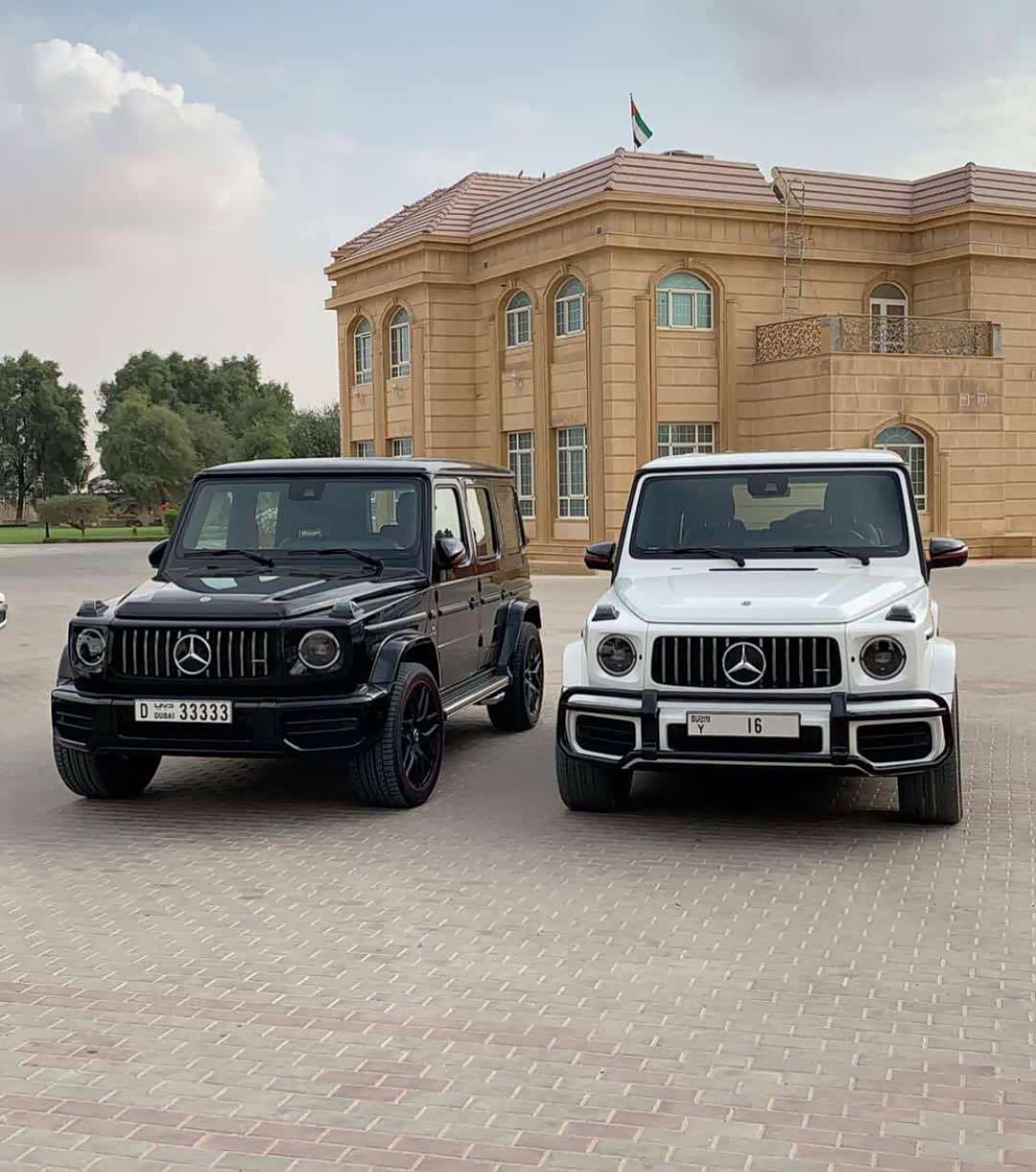 白色amg g63 2019款奔驰,漂亮吧.