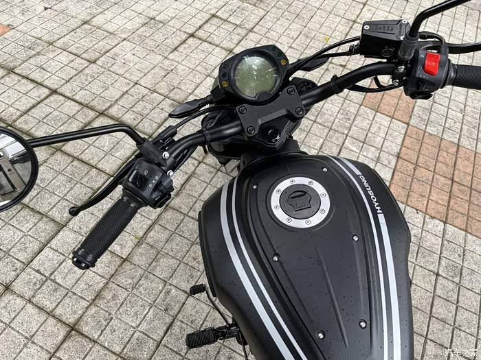 【图】hyosung骁胜坦影250_摩托车论坛_汽车之家论坛