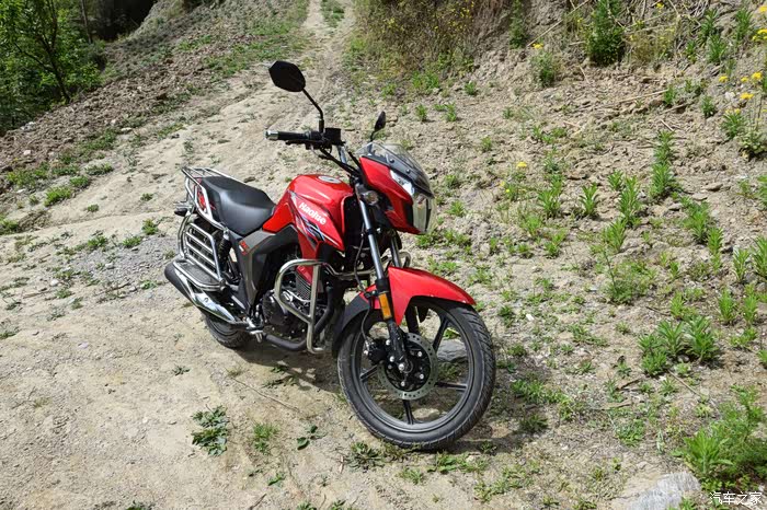 今天试驾了一下豪爵dk150摩托车爬山涉水我看行