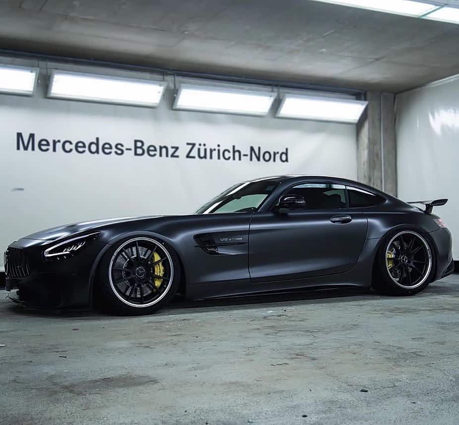 amggtr低趴帅哥一枚