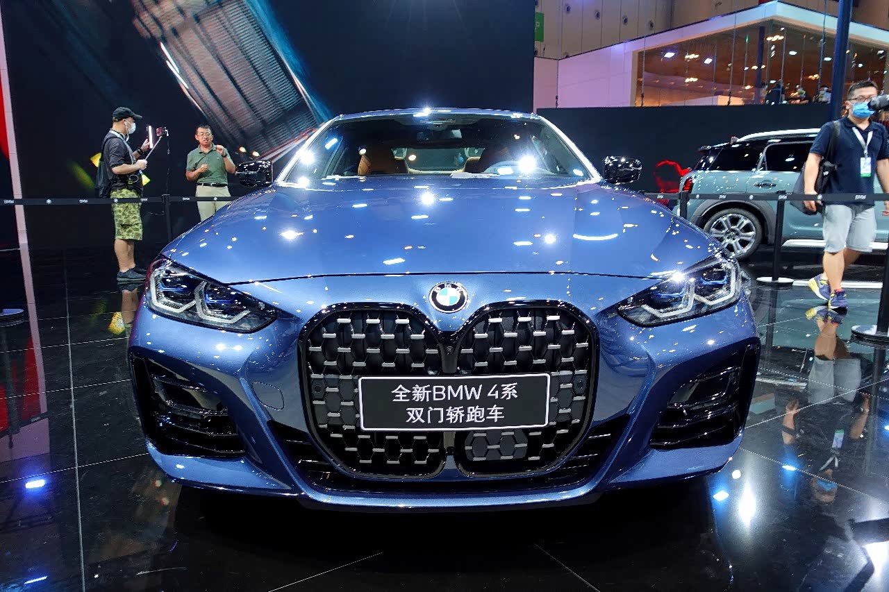 2020年成都车展上的宝马新势力宝马4系