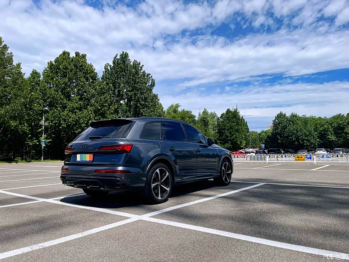 【图】机缘巧合-天云灰冰雪运动版q7_奥迪q7论坛_汽车之家论坛