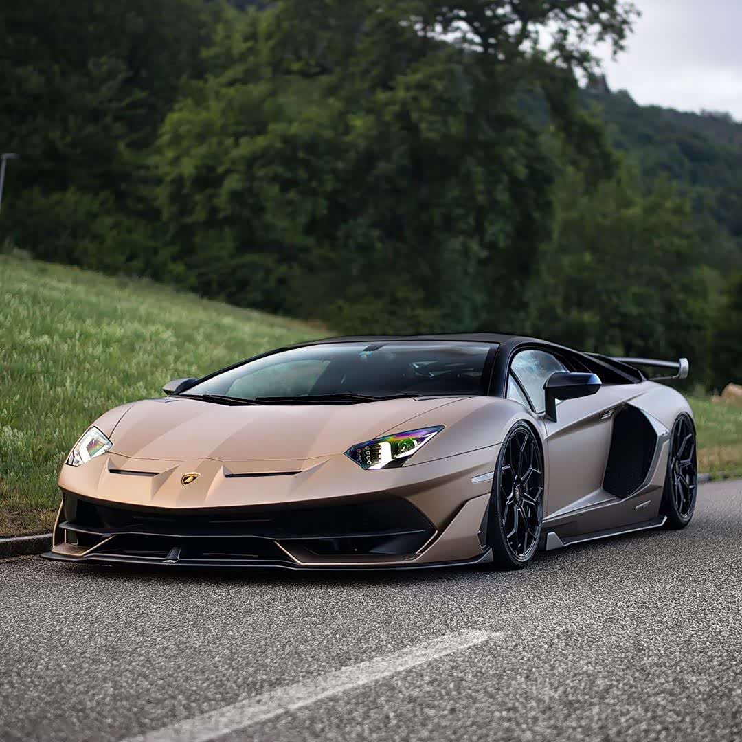 兰博基尼大牛,山路中的王者
