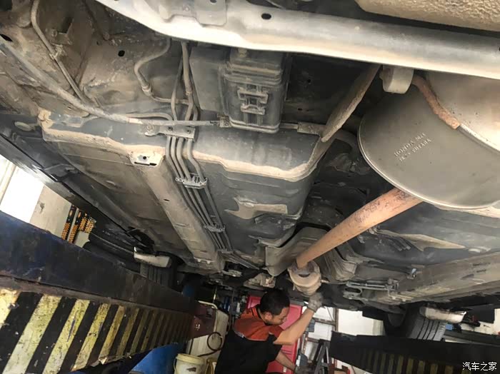 七代雅阁24老当益壮内附底盘照片