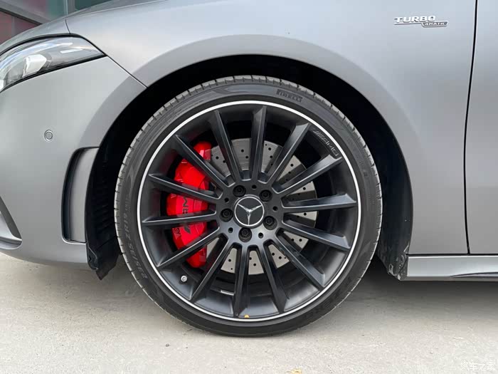 【图】奔驰a35轮毂卡钳改色对比图_奔驰amg论坛_汽车之家论坛