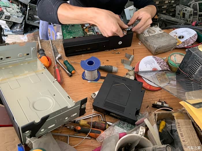 海哥记录ls400翻新第一集(音响维修)