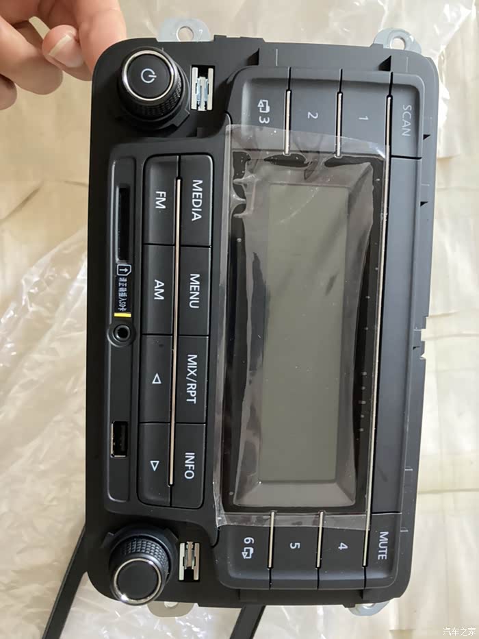 22年3月份出厂的朗逸启航原厂cd机有人要吗