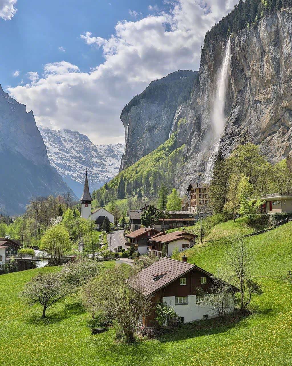 瑞士少女峰脚下的仙境劳特布伦嫩小镇