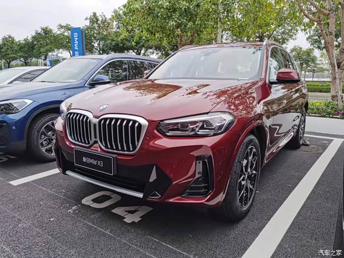 宝马x3馥郁红怎么样和黑白哪个值