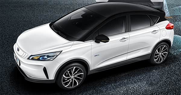 造型凌厉的灯组,双色车身衬悬浮式车顶_车驰sprinter论坛_手机汽车之