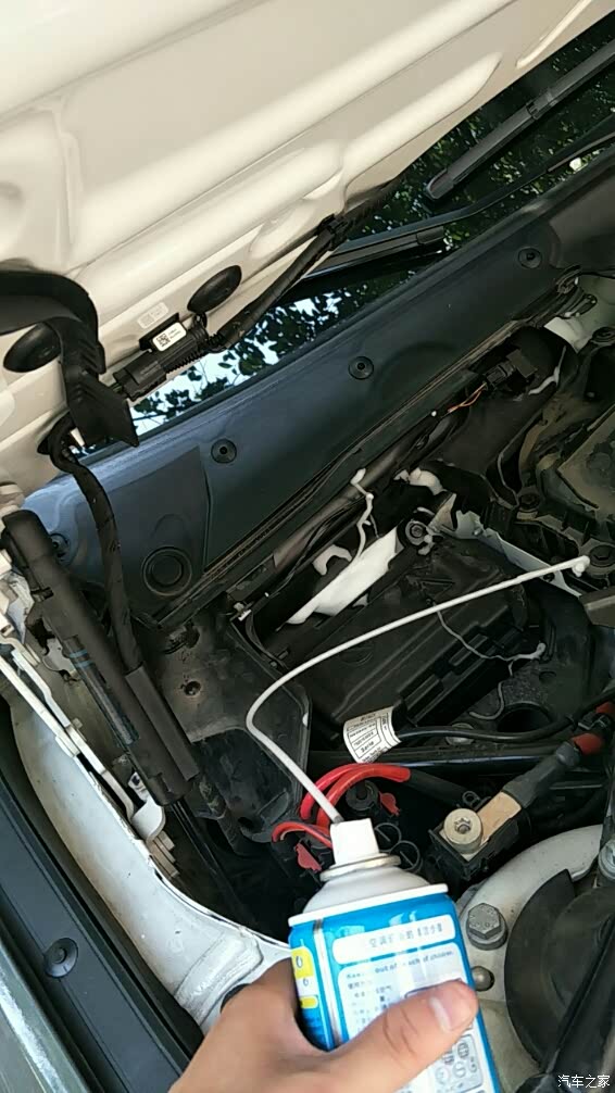 天气热,自己动手清洗空调