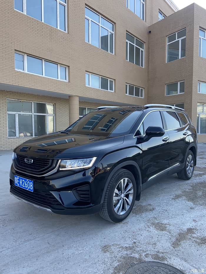 冰天雪地依旧坚挺的豪越黑武士