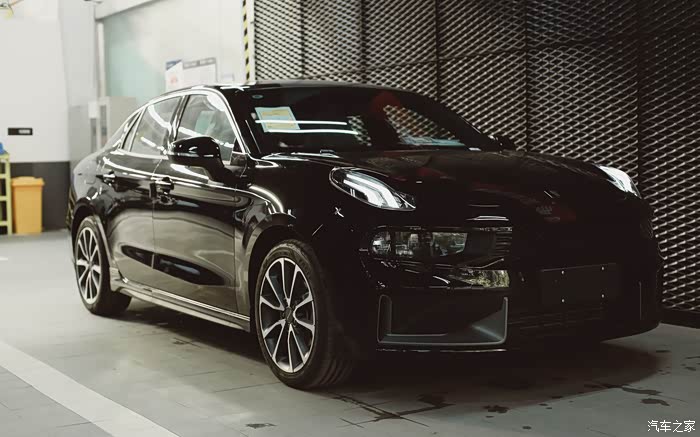 超清靓图摄影师眼中的领克03双十二提车颈黑行驶1440公里