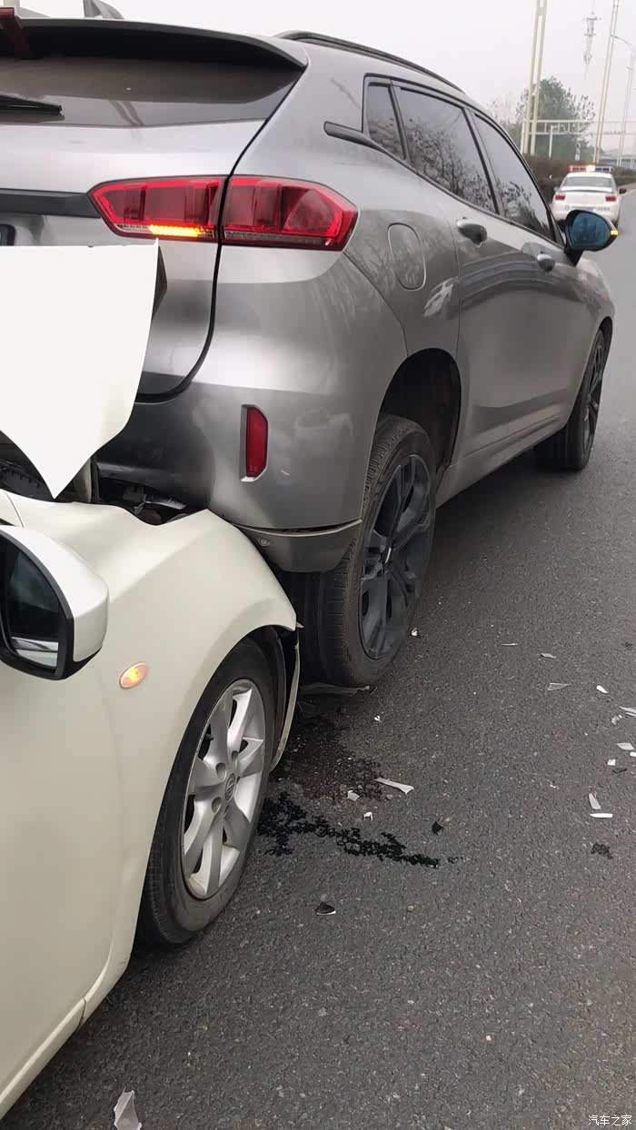 看vv7质量如何还得事故说话