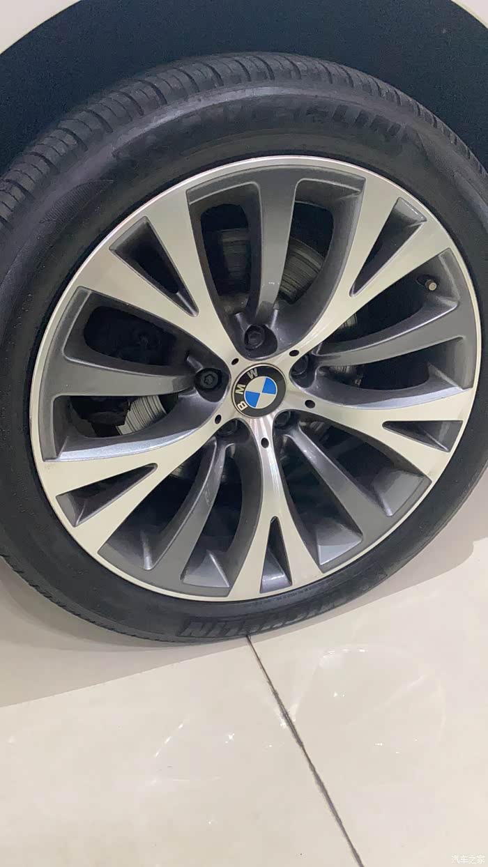 收一个19寸315轮毂,有的加我啊