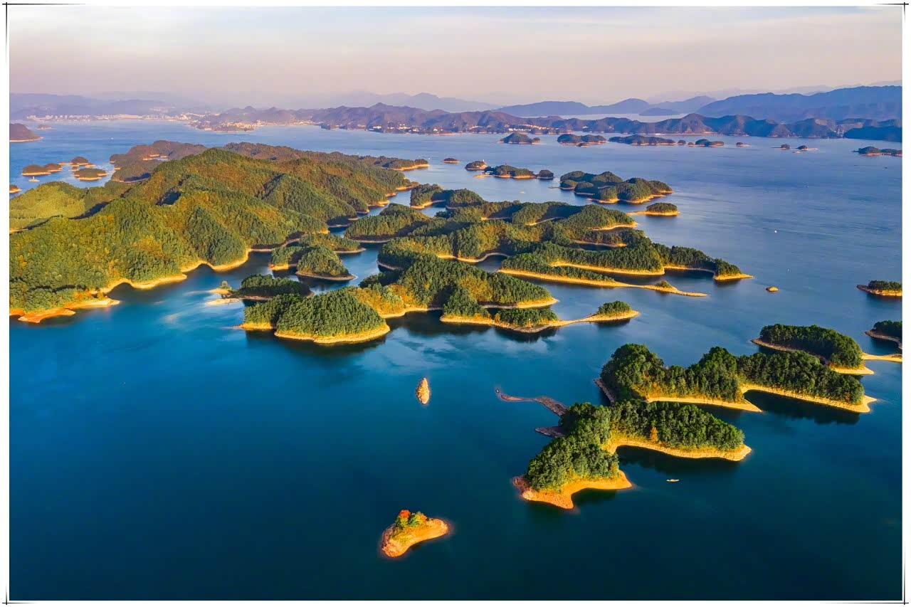 浙江杭州的千岛湖,金士顿群岛,阳新仙岛湖并称为世界三大千岛湖