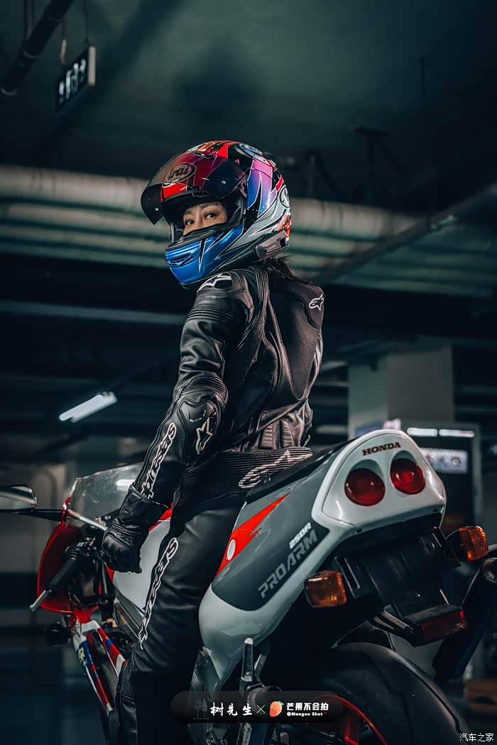 传奇延续本田传奇摩托车nsr250rp4