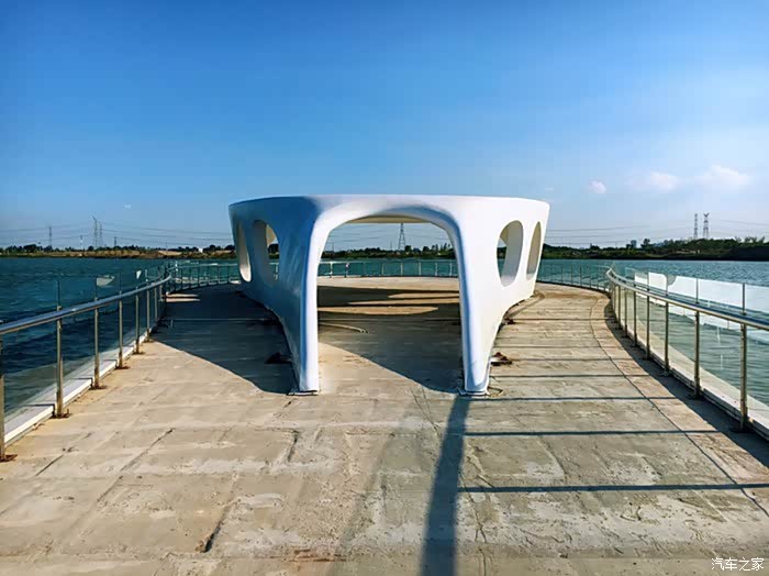 逛一逛天禄湖公园