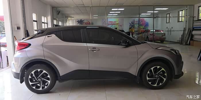 银奕泽有改黑顶的吗?