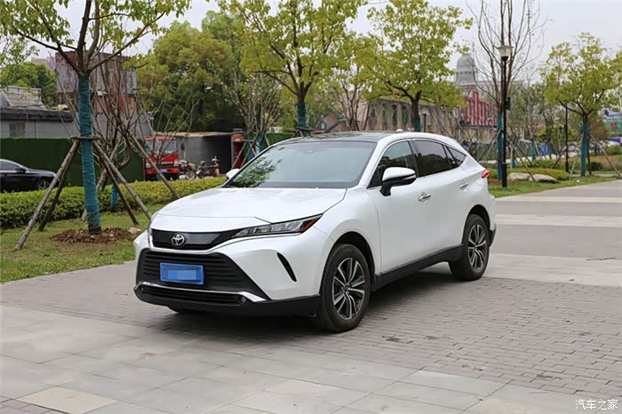 邂逅最美丰田suv偶然选择了白色凌放分享用车心得与君分享