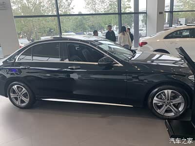 合肥c260l星耀臻藏版祖母绿