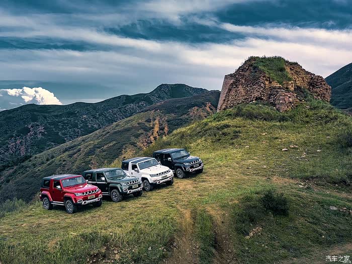 求bj40车的艺术照可当微信头像的那种