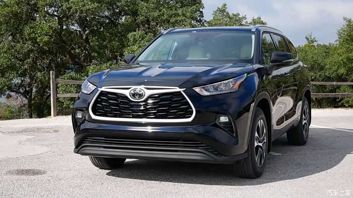 黑色2020款全新汉兰达美图欣赏