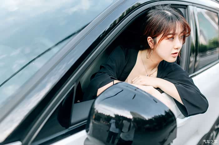 北欧大片小姐姐和xc40私照来袭