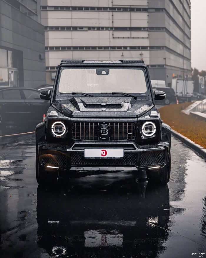 巴博斯奔驰大g湿身大片!