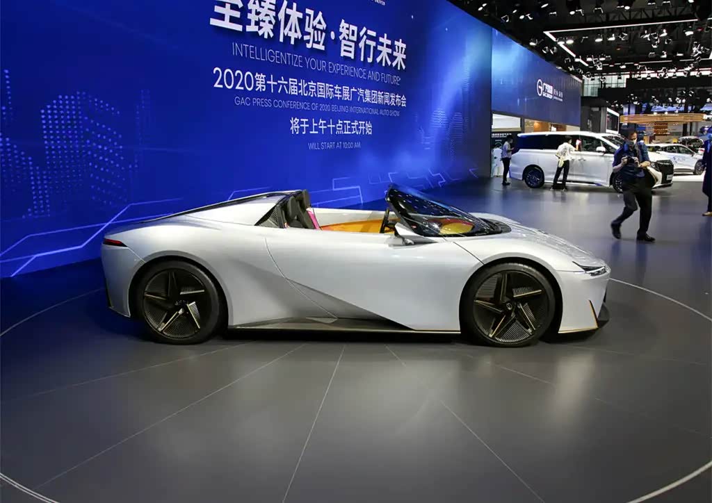 广汽传祺全新敞篷跑车