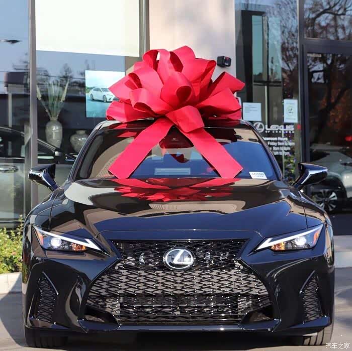 雷克萨斯is350awdfsport35v6自吸四驱
