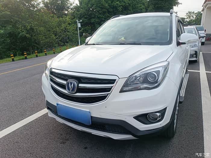 【图】17款35的外形确实非常的大气迷人!_长安cs35论坛_汽车之家论坛