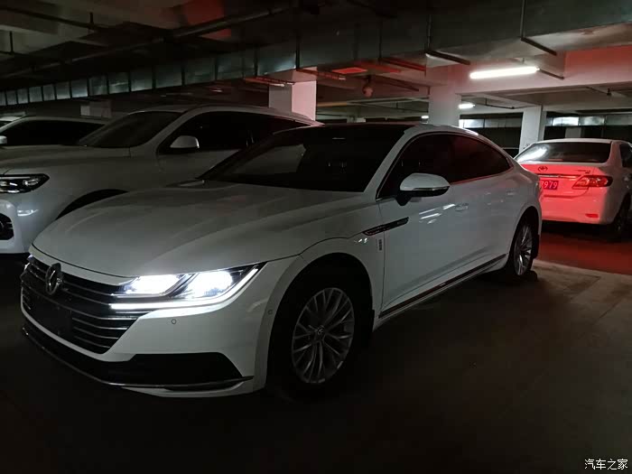 没人发点夜晚大众cc内外灯光图