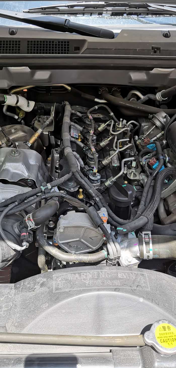 五十铃牧游侠1.9t发动机渗油