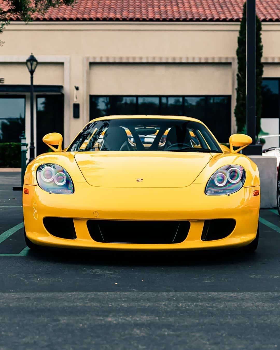 保时捷carrera gt黄车漆,罕见配色老"蛙"王